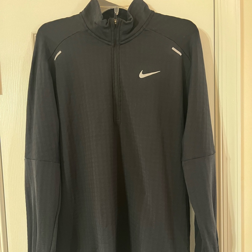 Nike warm weather running 1/4 zip size large